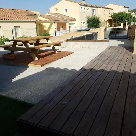 Les Salines De Reveillon
